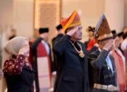 Bobby Nasution Ikuti Upacara Proklamasi di Istana Negara, Ragam Baju Adat Sumut Jadi Sorotan