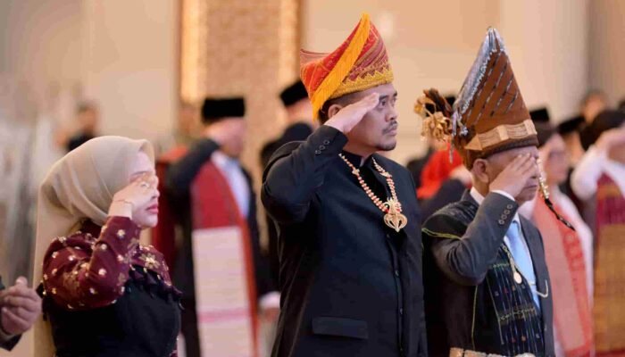 Bobby Nasution Ikuti Upacara Proklamasi di Istana Negara, Ragam Baju Adat Sumut Jadi Sorotan